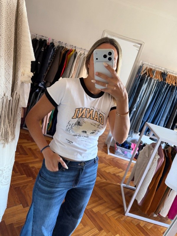 Producto - Remera GANNI 11