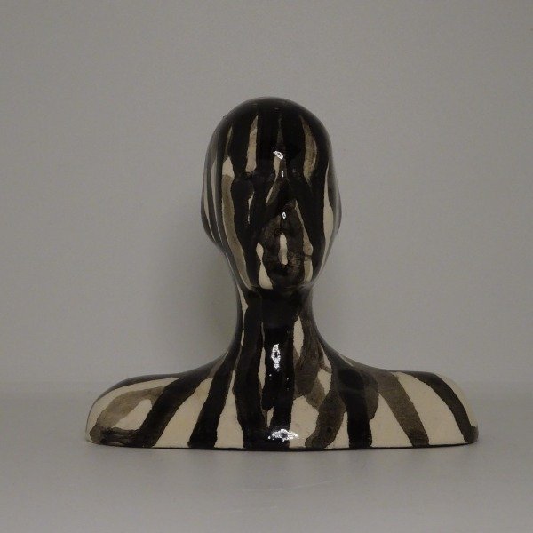 Producto - Hombre - Busto cerámico ramas negras.