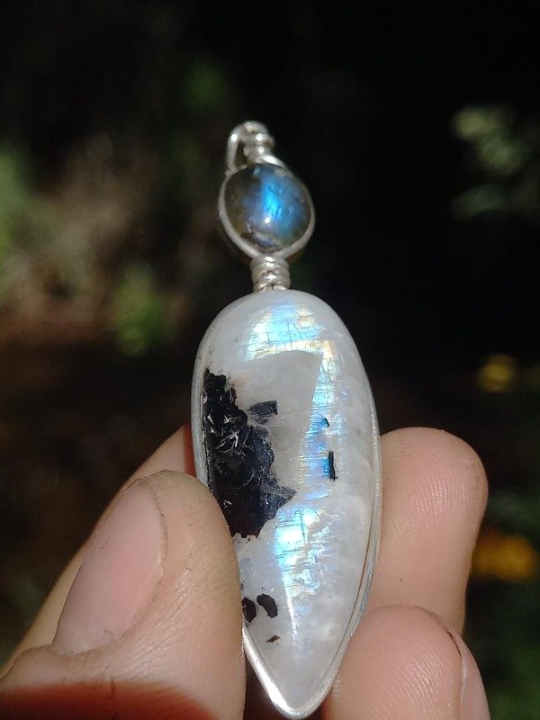 Producto - Piedra Luna con turmalina  y Labradorita doble - 1