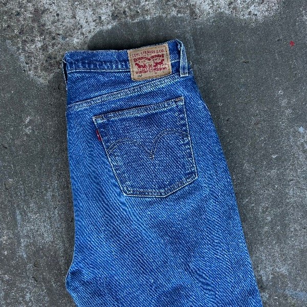 Producto - Jean azul de mujer - Levis 501 T32