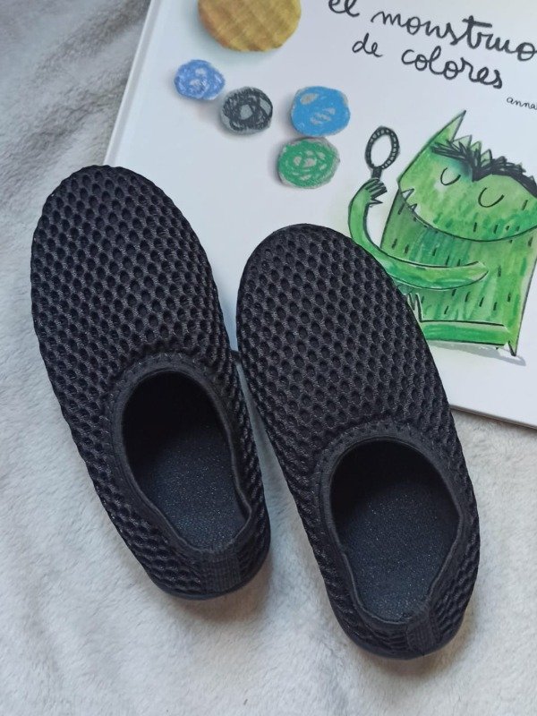 Producto - Black Neoprene