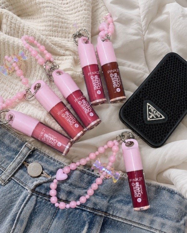 Producto - Glossy charm llavero Pink 21