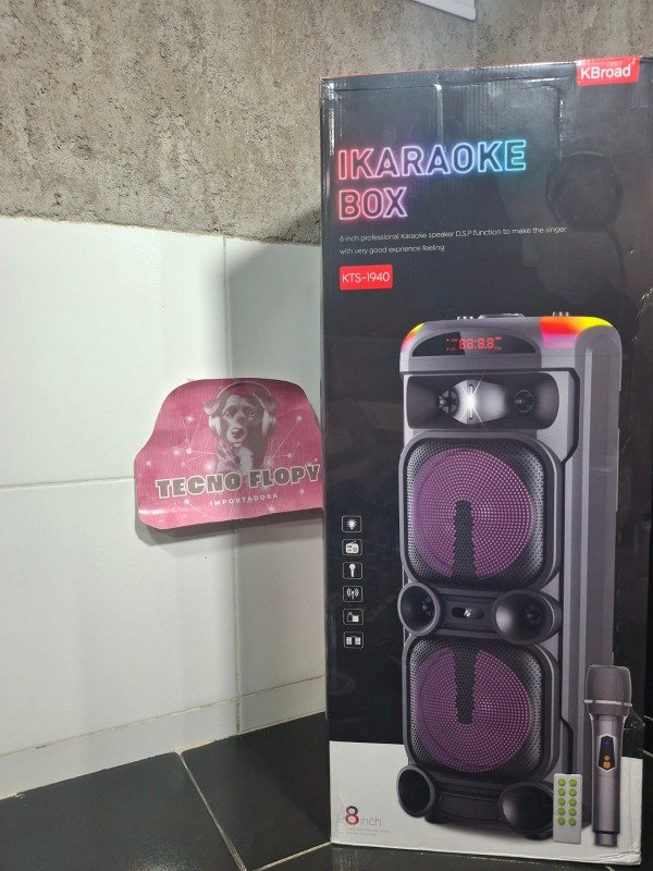 Producto - Parlante con microfono 1940