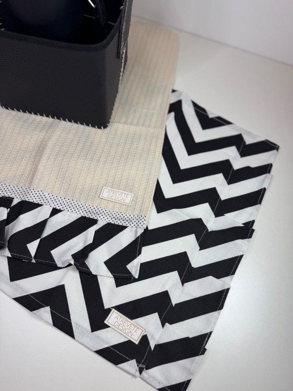 Producto - Mantel Matero + Repasador - Zic zac negro