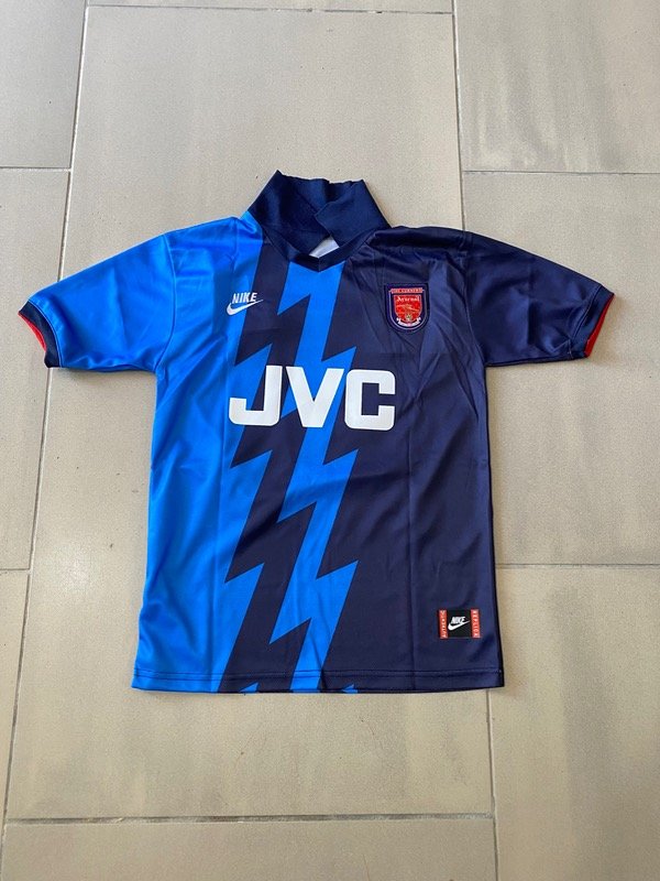 Producto - Arsenal bergkamp