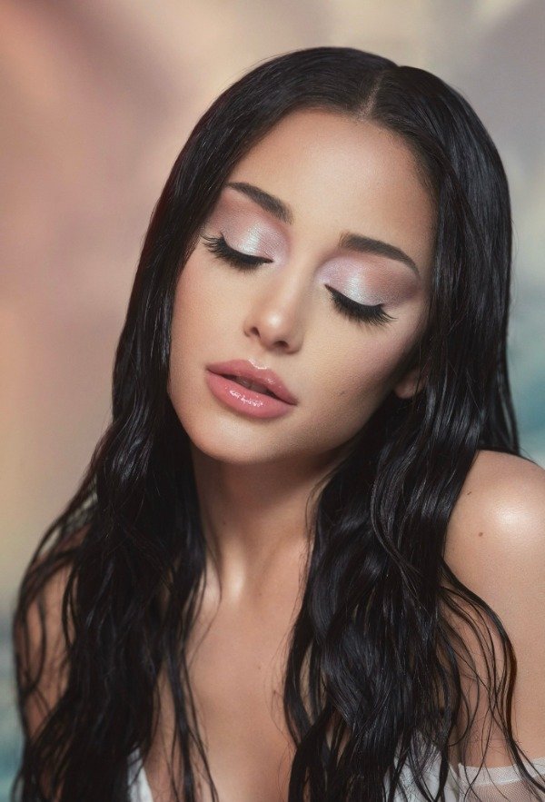 Producto - ARIANA GRANDE