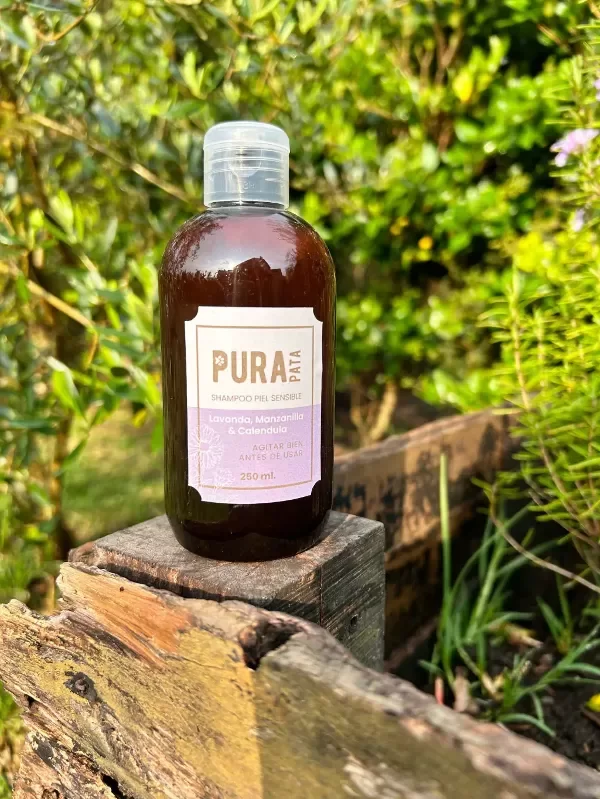 Producto - Shampoo Suave - con Lavanda, Manzanilla y Caléndula - Piel Sensible
