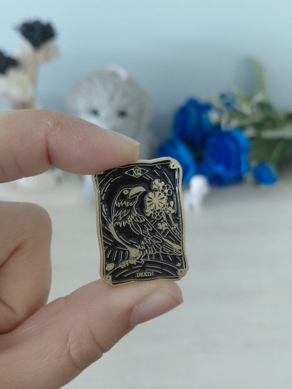 Producto - Pin metalizado - Cartas de tarot "Death" en dorado #1006