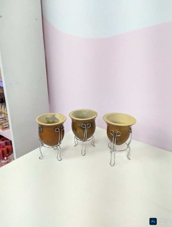 Producto - Mate porongo con base metal