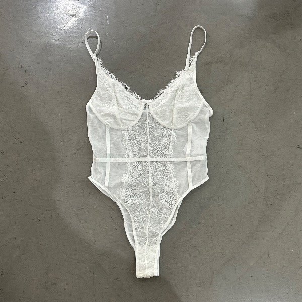 Producto - Body encaje tipo corset