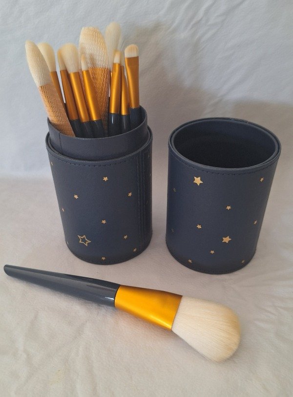 Producto - Set de brochas con estuche
