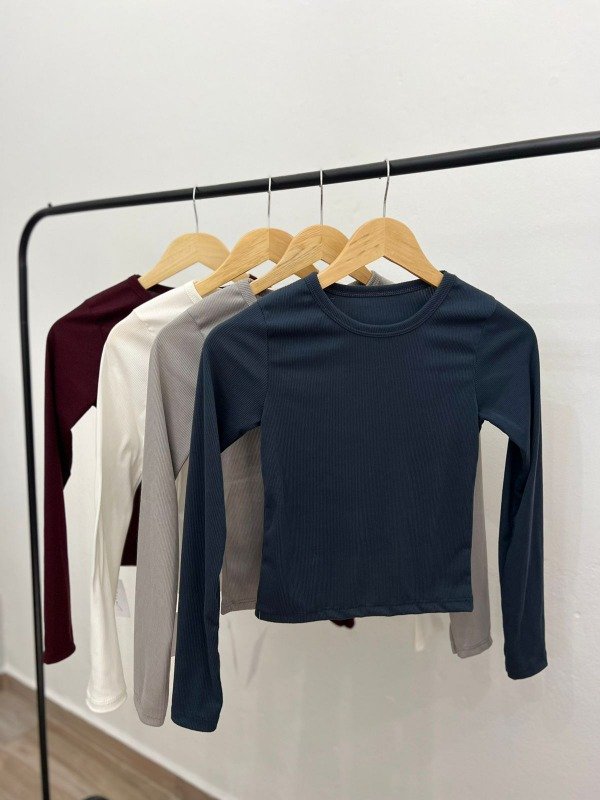 Producto - Remera CAI