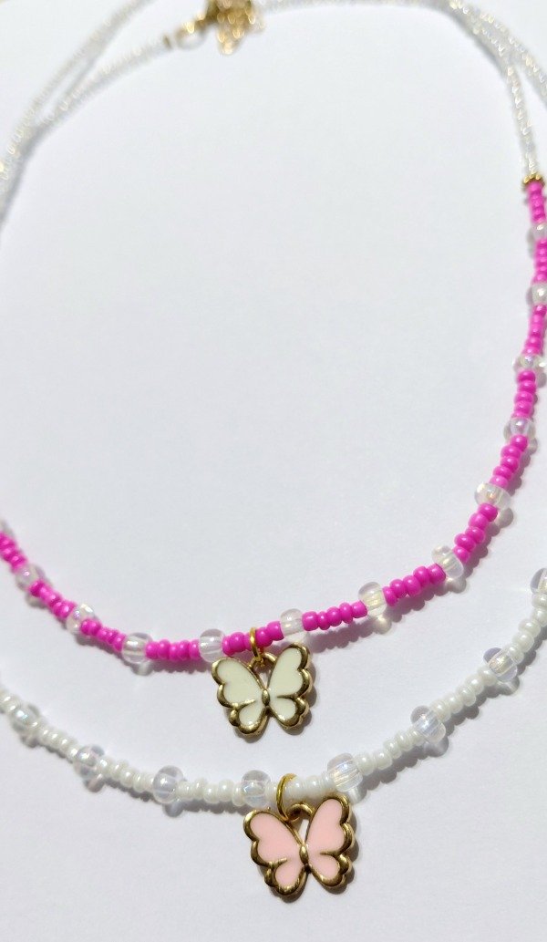 Producto - Collar con Mostacillas y Mini Mariposa - 1