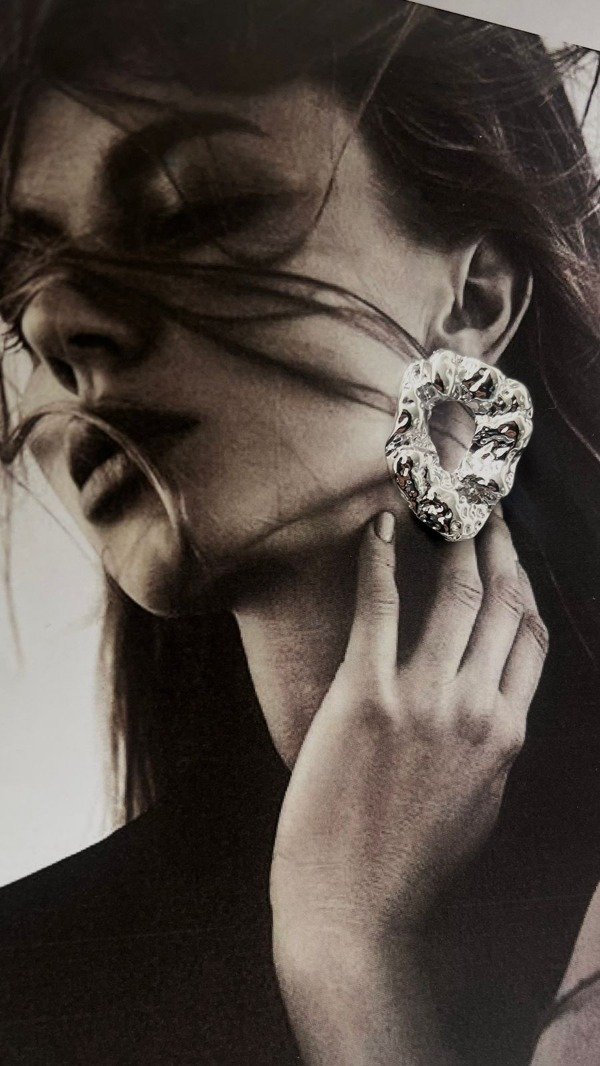 Producto - Aro texturado plateado