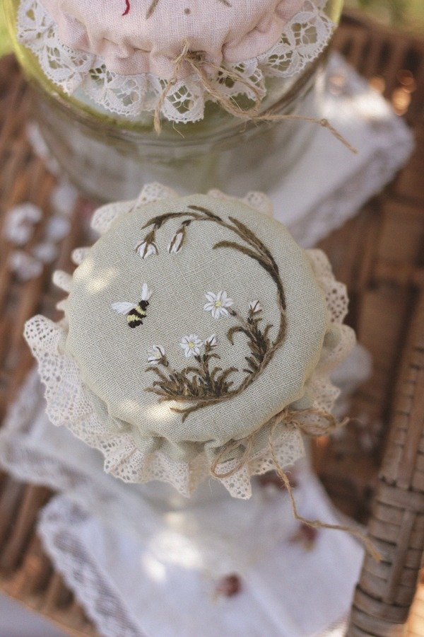 Producto - Bonnets Bordados "Benjamin's Garden" - 6
