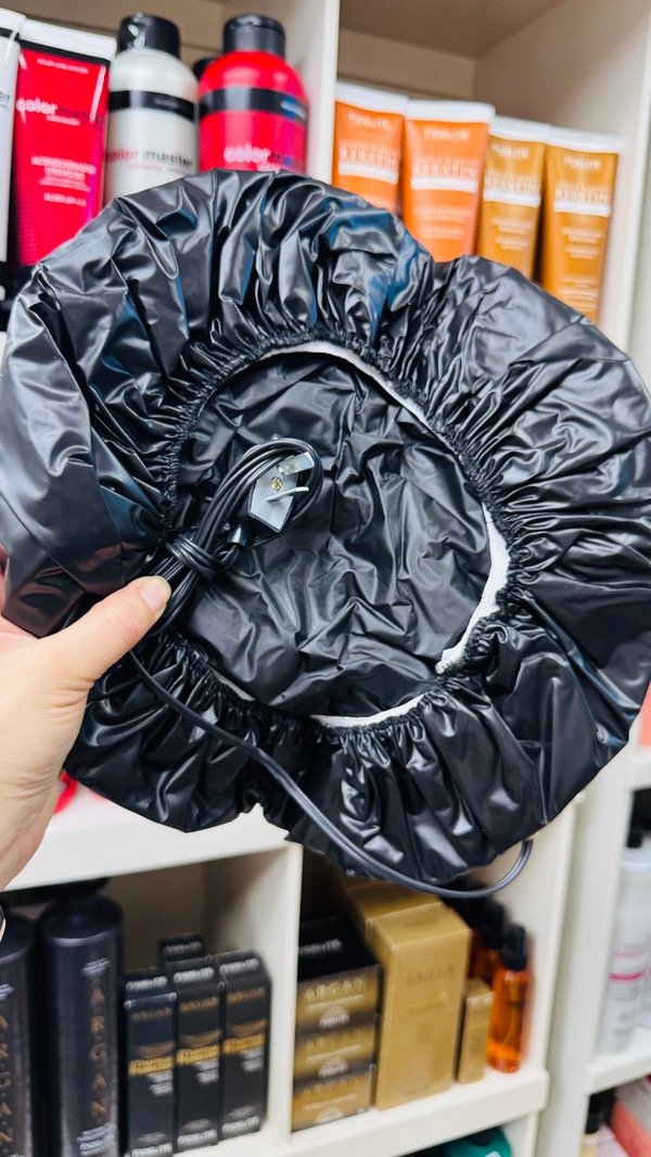 Producto - gorro térmico negro con enchufe para tratamientos y color