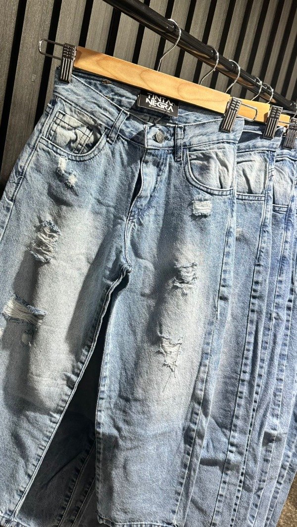 Producto - Jeans baggy niño celeste nevado