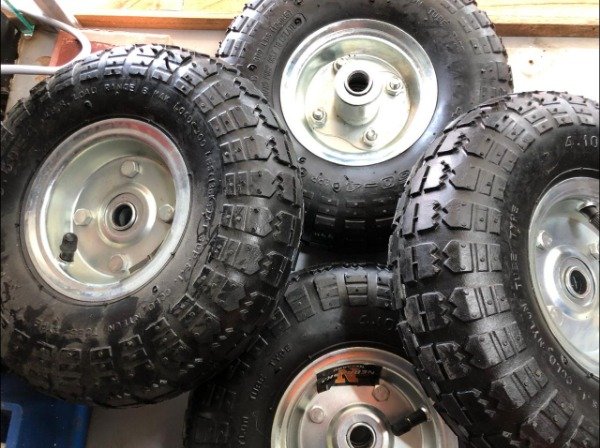 Producto - RUEDA NEUMATICA CARRO 360x80x17mm (3232) RUE002 - 1