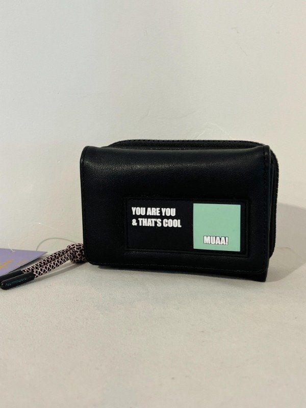 Producto - mini billetera muaa negro