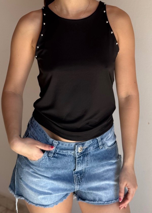 Producto - Musculosa Tachas