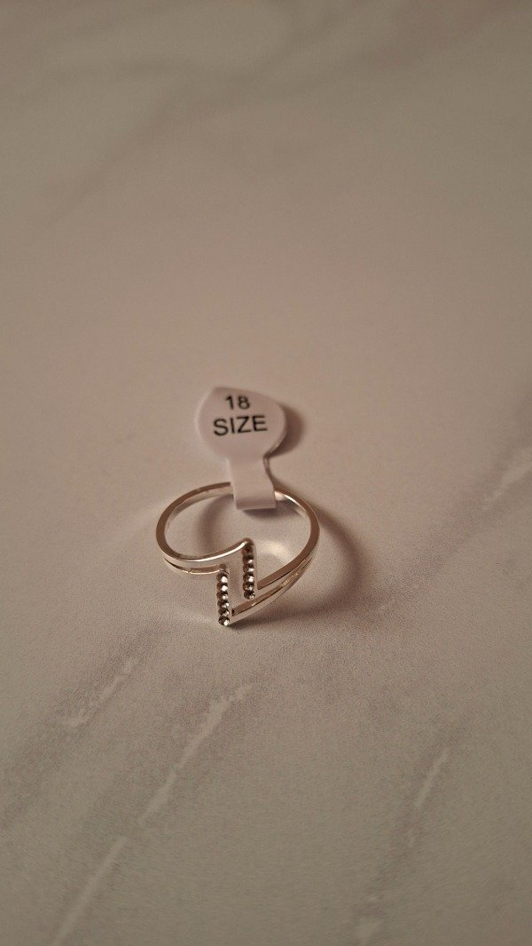 Producto - Anillo de acero blanco rayo strass