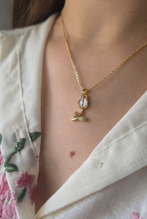 Producto - Collar Cadenita Acero Dorado - Tulipán