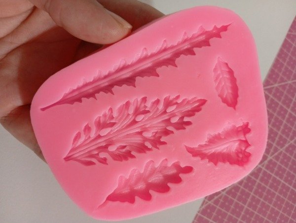 Producto - Molde de silicona 5 hojas diferentes