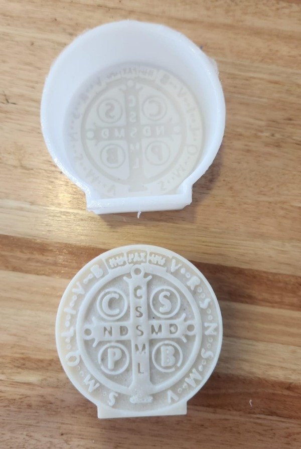 Producto - Medallon de San Benedicto