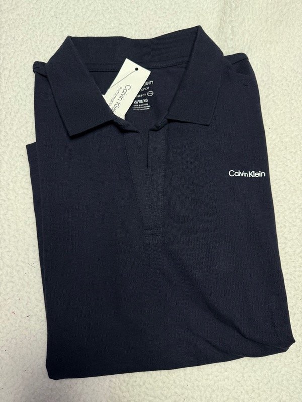 Producto - Chomba Ck Azul