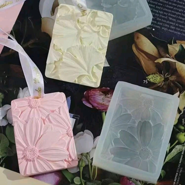 Producto - Molde de silicona - Tag con flor