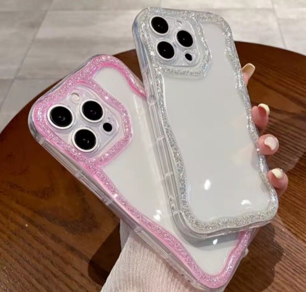 Producto - Funda Iphone 16 pro (39)