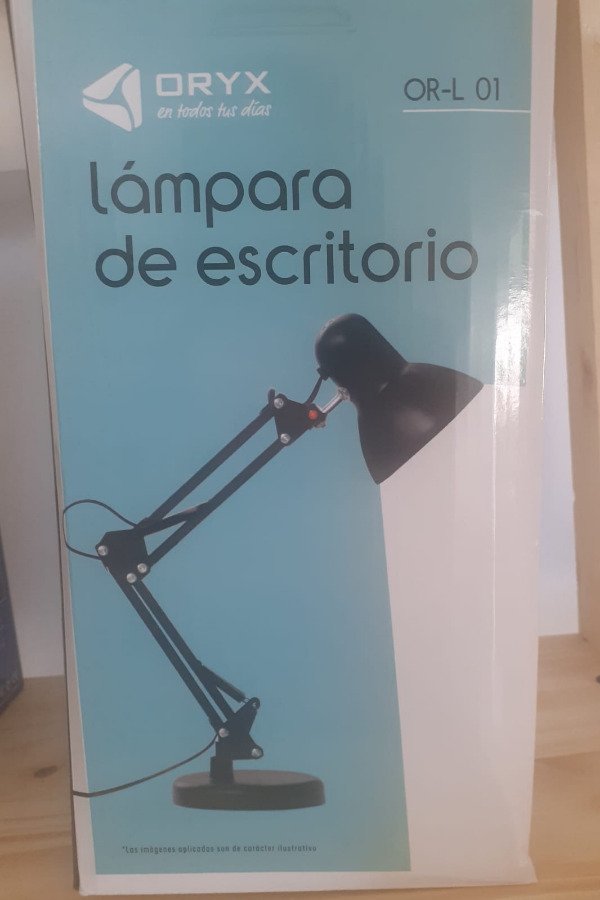 Producto - Lámpara de Escritorio