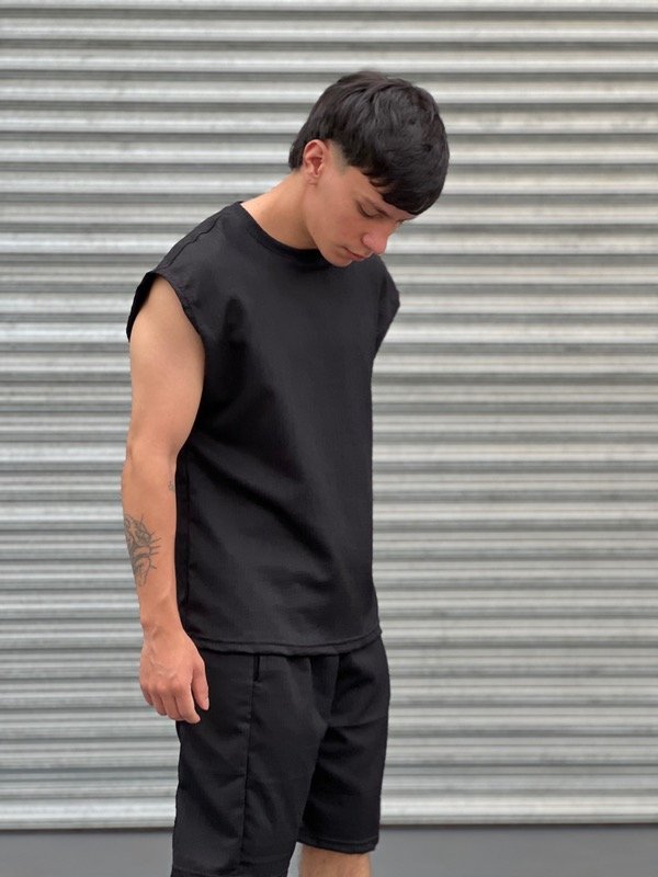 Producto - CONJUNTO MUSCULOSA NEGRO