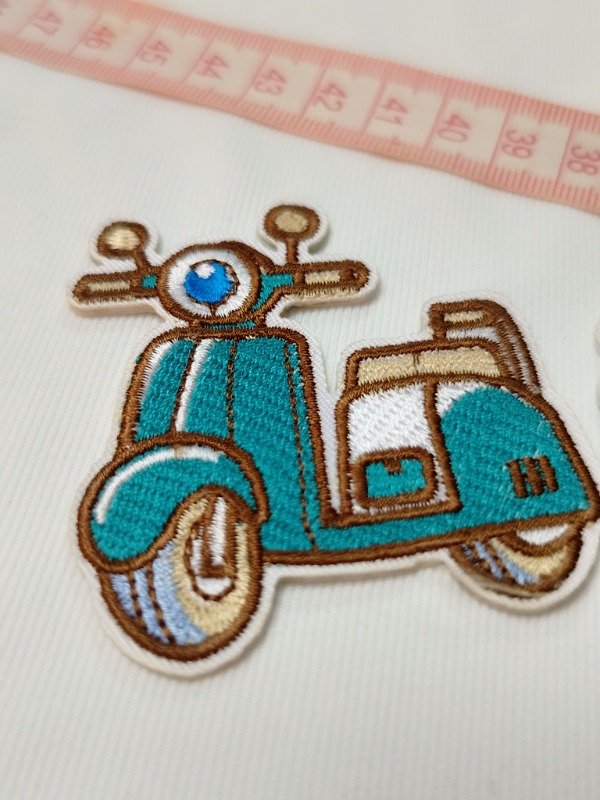 Producto - Aplique moto bordada