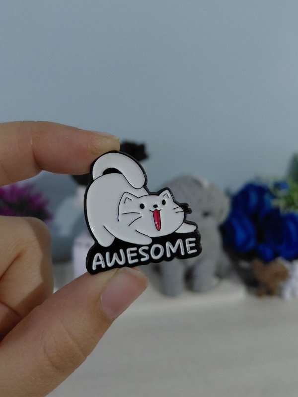 Producto - Pin metalizado - Awesome #1978