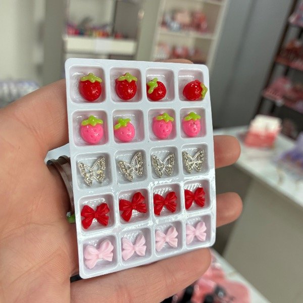 Producto - Set de Apliques 3D para uñas - 3