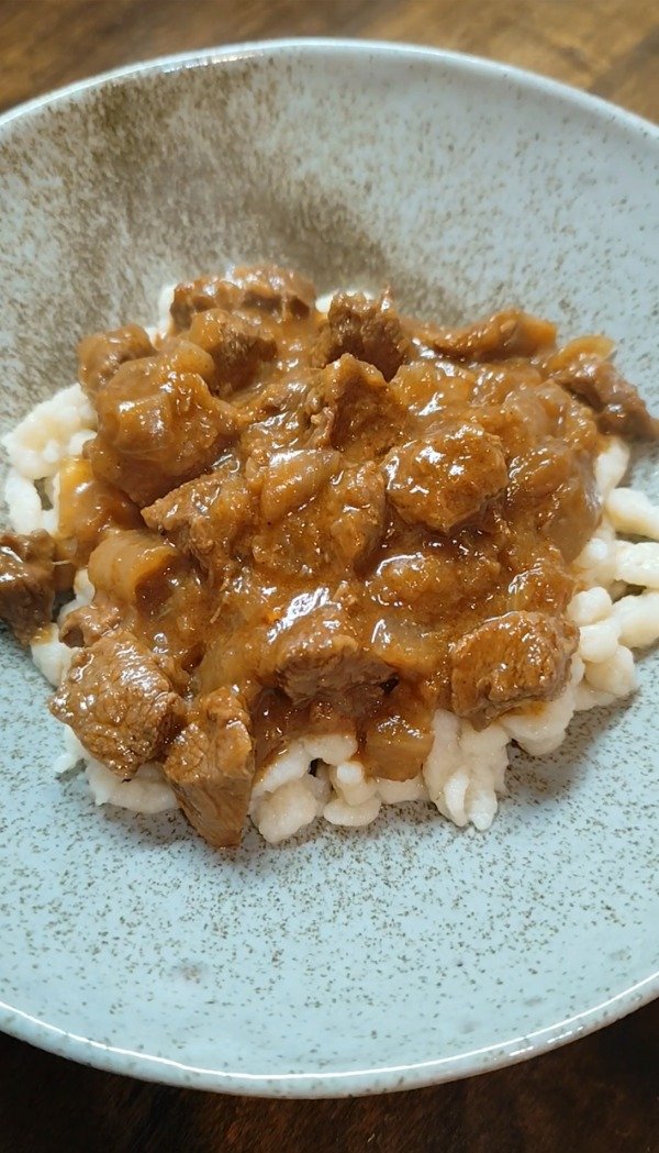 Producto - Goulash con spätzle