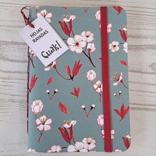Producto - Libreta A6 Ciruela Verde hojas RAYADAS