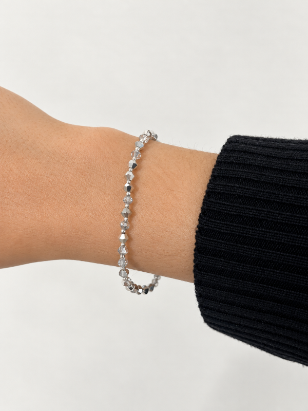 Producto - Pulsera de plata elastizada con bolitas de plata