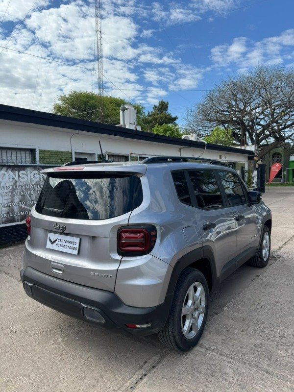 Producto - Jeep Renegade Sport 1.8 MT 2022 - 6