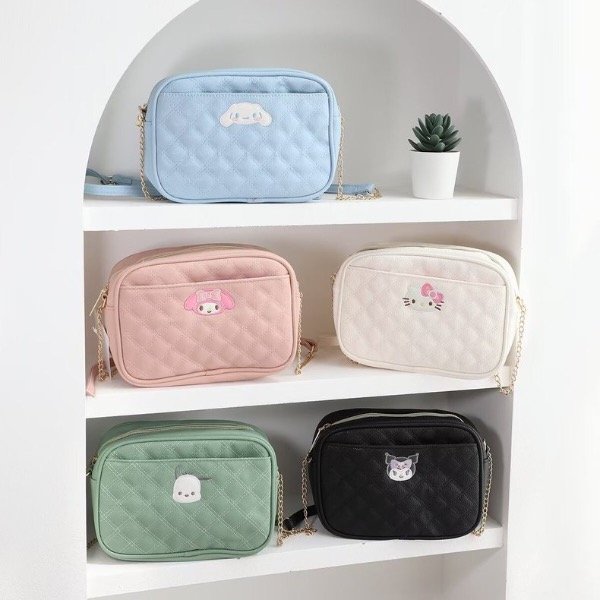 Producto - Cartera Sanrio Friends Bordada