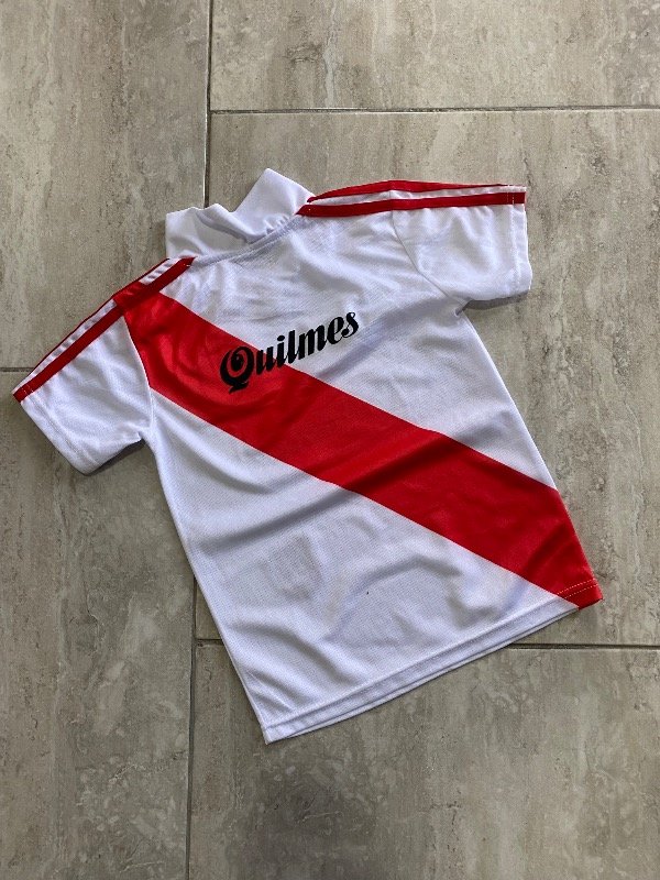 River retro quilmes niño — imagen 2
