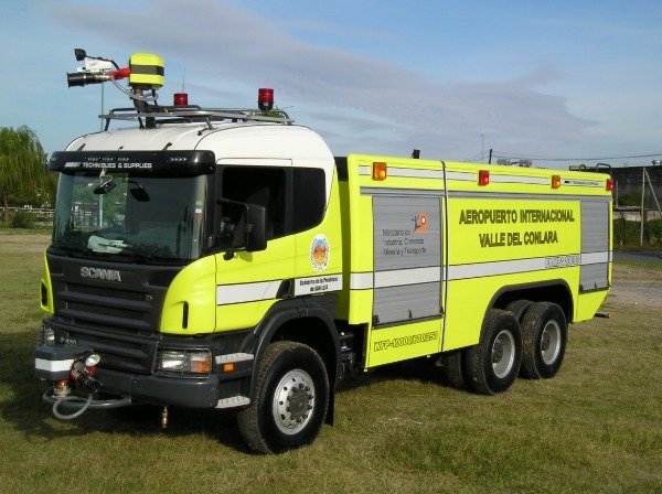 Producto - Autobomba de Aeropuerto Modelo WFP 10000 600 250 montada sobre Scania P420