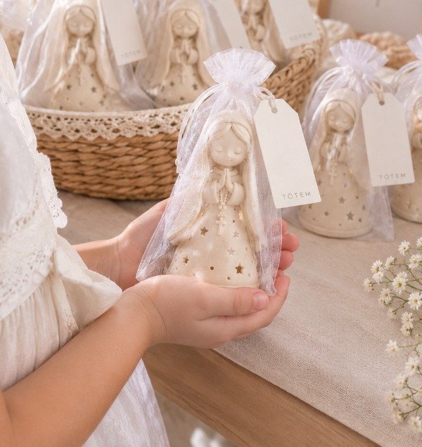 Producto - Pack souvenirs virgen línea con vela led - 4