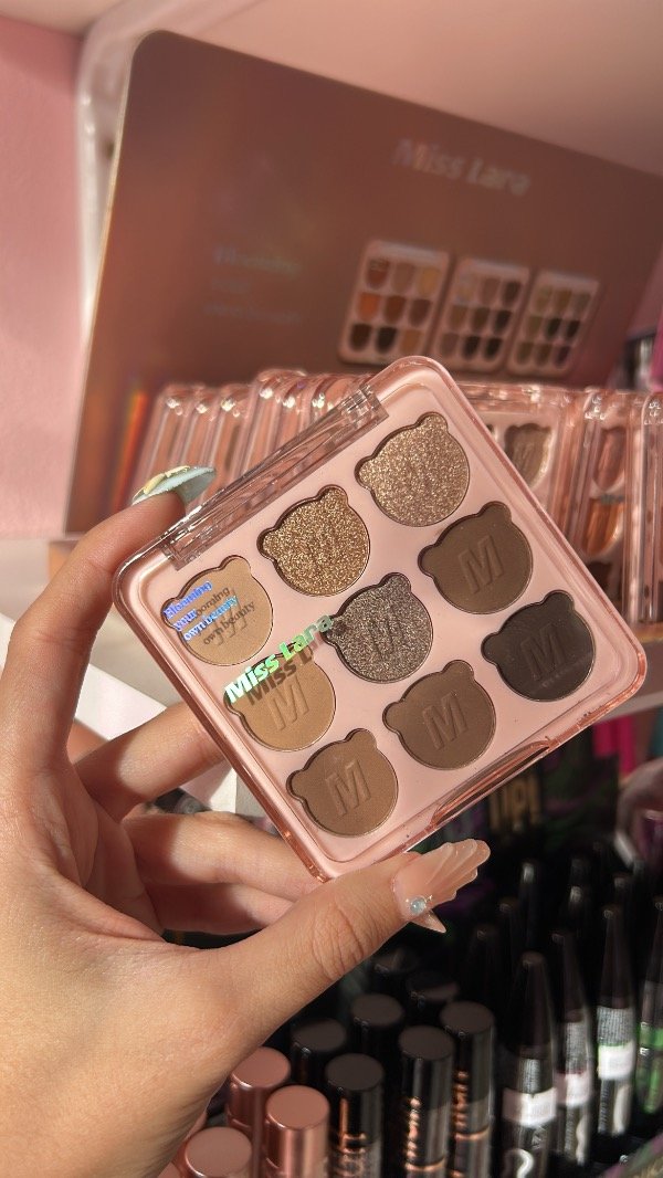 Producto - Paleta de sombras miss Lara osito