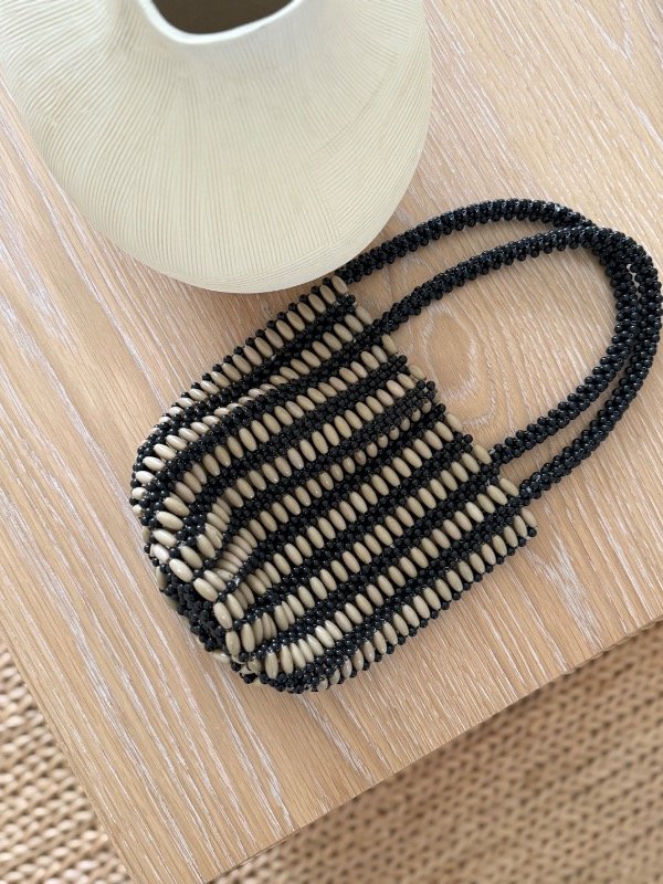 Producto - The beaded bucket bag