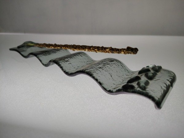 Producto - Porta sahumerio rectangular ondulado