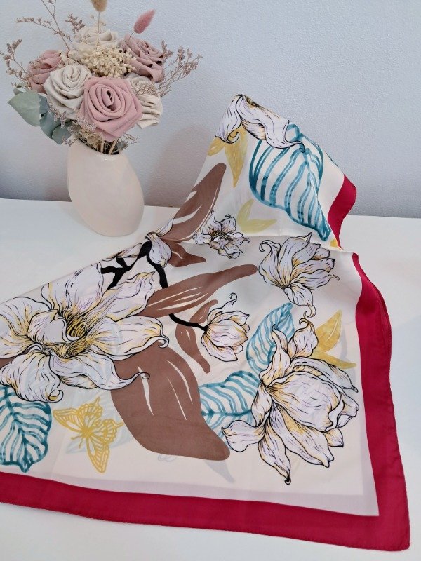 Producto - Pañuelo 70x70cm modelo 11