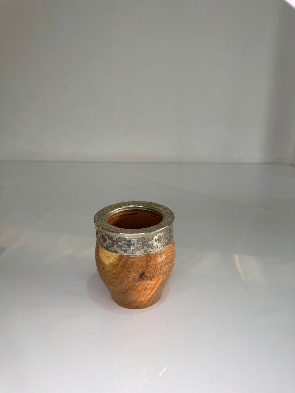Producto - IMPERIAL DE ALGARROBO CINCELADO