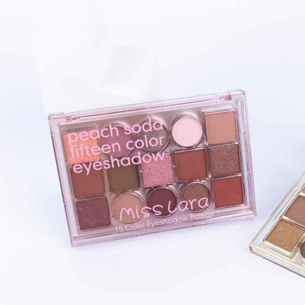 Producto - Paleta de Sombras para Ojos 15 Colores Miss Lara